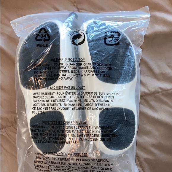 Crocs - Picture 4 of 5